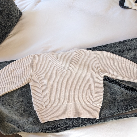 Long sleeve v-neck - Picture 3 of 5